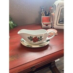 Hallmark Christmas Poinsettia Porcelain/Ceramic Vintage Gravy Boat w Dish Server